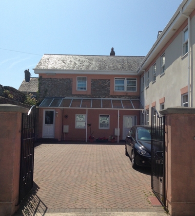 rental properties in Torquay